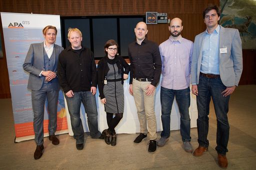 v.l.n.r. Alexander Raffeiner (Moderator), Florian
Skrabal (dossier.at), Ingrid Brodnig (Falter), Dieter Zirnig
(neuwal.com - Politik- und Wahljournal), Helge Fahrnberger (Helge
Fahrnberger Blog) und Axel Maireder (Universität Wien)