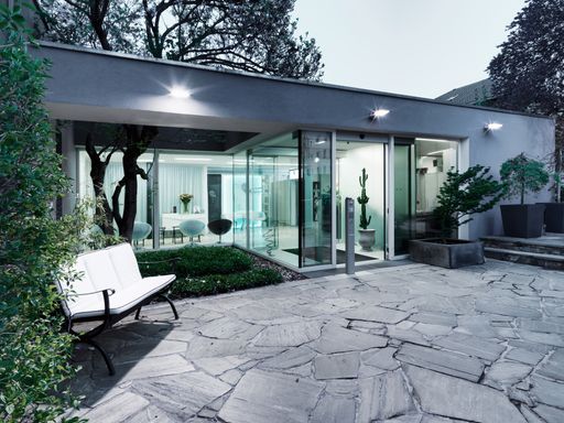  house of excellentbeauty