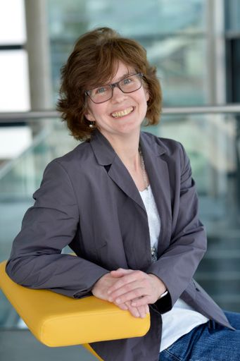 Am 26. März wurde Susanne Dungs durch das Kollegium
zur neuen Rektorin der Fachhochschule Kärnten gewählt.