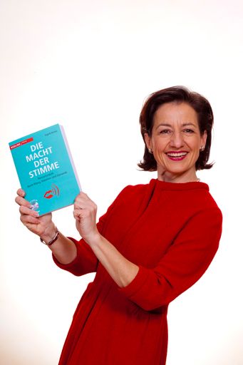  Ingrid Amon und ihr Longseller "Die Macht der
Stimme" jetzt auch als eBook