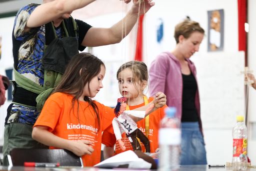 Vorschau Bild von KinderuniKunst: Marionetten kinderleicht gemacht