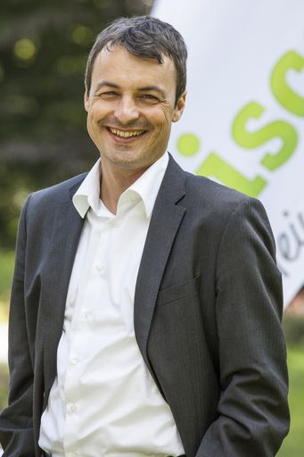 "Gästebewertungen sind ein wertvolles
Marketinginstrument. Vorausgesetzt, die Vermieter gehen richtig
damit um", ist Tiscover Geschäftsführer Ronald Felder überzeugt.