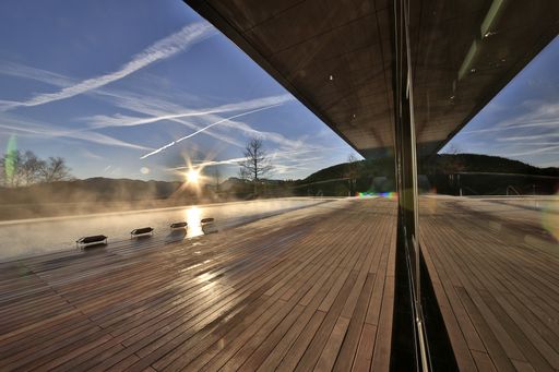 Vorschau Bild von Lanserhof Tegernsee - Sonnenaufgang am Pool