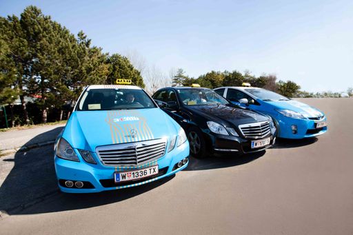 Vorschau Bild von TAXI 31300 unterstützt "E-Taxi für Wien"