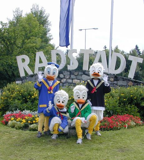 Vorschau Bild von Einmal im Jahr, egal bei welchem Wetter, haben
in Radstadt die Kinder das Kommando beim "Kindertag", dem größten
Kinderfest im Salzburger Land.