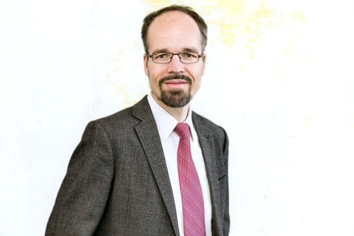  Dr. Stefan Weppelmann