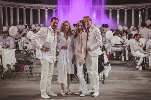  Auf dem Foto von links nach rechts: Oliver, Lilu
Steinbach, Olga Esina, Kirill Kourlaev