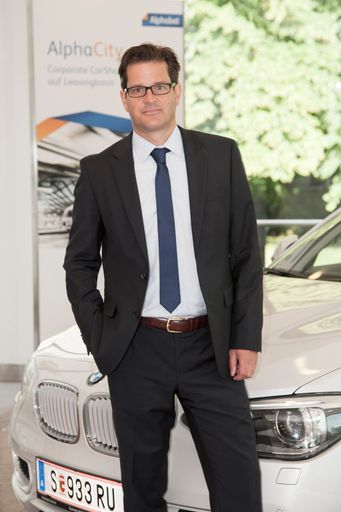 Vorschau Bild von Alphabet Geschäftsführer Stephan Klier beim Launch
von AlphaElectric und AlphaCity in Salzburg