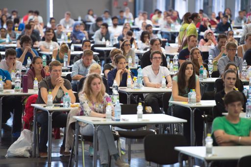 Aufnahmetest für die Studien Medizin und
Zahnmedizin an der MedUni Wien.