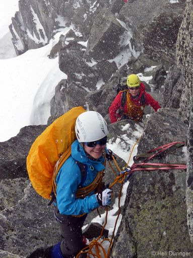 Hier will das Klettern gelernt sein: Die "Jungen
Alpinisten: Youngsters" unterwegs in der Granatspitzgruppe.