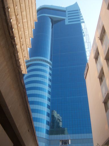  iku(R) Fassade mit integrierter Selbstreinigung: Al
Jawhara Tower, Kuwait