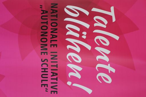 Talente blühen! Nationale Initiative "Autonome Schule"