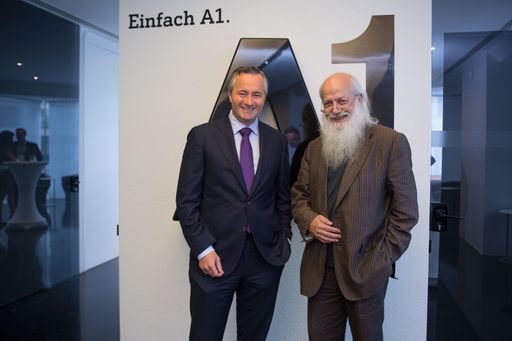 http://www.apa-fotoservice.at/galerie/5729 Im Bild
v.l.n.r.: Hannes Ametsreiter, Generaldirektor Telekom Austria Group
und A1; Prof. Dr. Rudolf Bretschneider, GfK Austria.