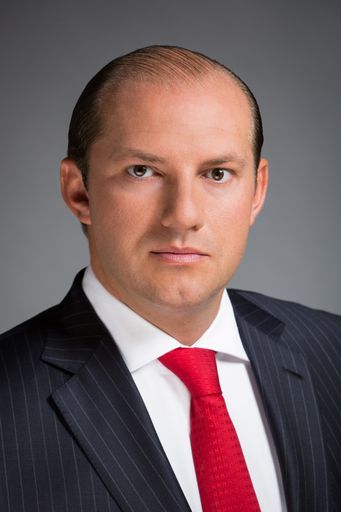 SG & CO: Portraitfoto CEO Stefan Gruze