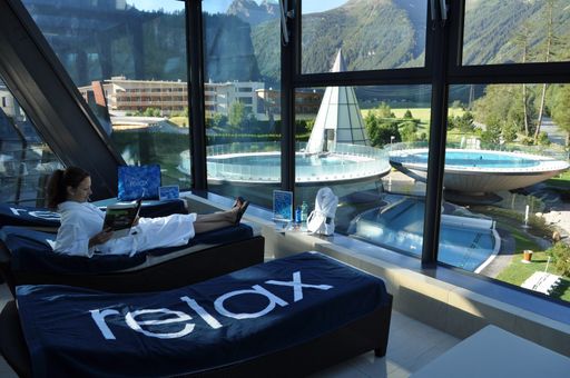  Der "Relax! Tagesurlaub - Der Kurzurlaub mit Langzeitwirkung" ist
ein Jahr alt und erfreut sich als Erfolgsprodukt der VAMED Vitality
World bei den Gästen großer Beliebtheit.