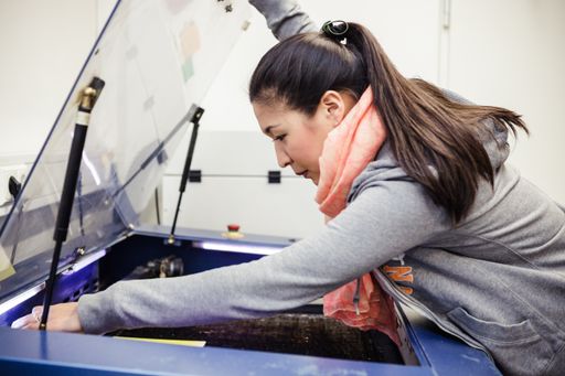 Vorschau Bild von Im Happylab Salzburg, dem ersten Fab Lab
Westösterreichs, können Ideen mit Hilfe digitaler
Produktionsmaschinen - wie 3D-Drucker, Laser Cutter, CNC-Fräse und
Schneidplotter - verwirklicht werden.