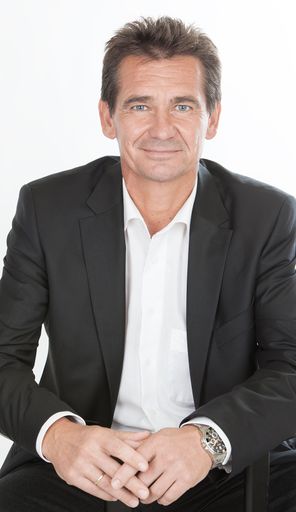 Am 1.10.2014 beginnt die fünfjährige
Funktionsperiode von Mag. Herbert Gimpl als neuer Rektor der
Pädagogischen Hochschule OÖ. Herbert Gimpl wurde Mitte September von
Bildungsministerin Gabriele Heinisch-Hosek für dieses Amt bestellt.