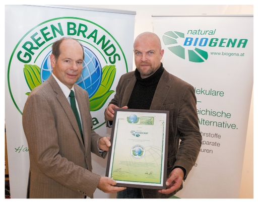 Zertifikatsüberreichung zu den GREEN BRANDS Austria 2014/2015 an
Dr. Albert Schmidbauer, Eigentümer der BIOGENA NATURPRODUKTE GmbH &
Co KG