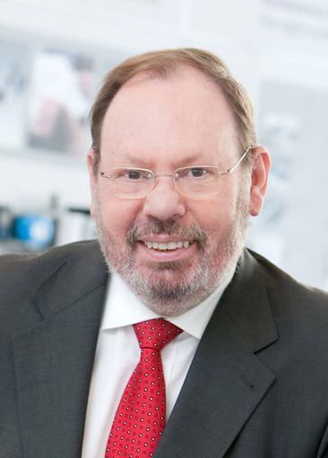 Vorschau Bild von Hermann Studnitzka, Leiter Festo Didactic Concepts:
"Die Anforderungen in technischen Berufen steigen stetig. Die
Ausbildung muss dieser Entwicklung entsprechen."