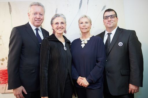 http://www.apa-fotoservice.at/galerie/6033 Im Bild
v.l.n.r. John Saunders (Fleischmann Hillard), Renate Skoff (Gründerin
von Skills), Ingrid Vogl (Präsidentin PRVA) und Jürgen Gangoly
(Geschäftsführer Skills)