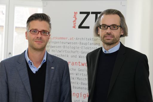  http://www.apa-fotoservice.at/galerie/6153 Im Bild
v.l.n.r.: Arch. DI Martin Gruber, Arch. DI Gerhard Kopeinig