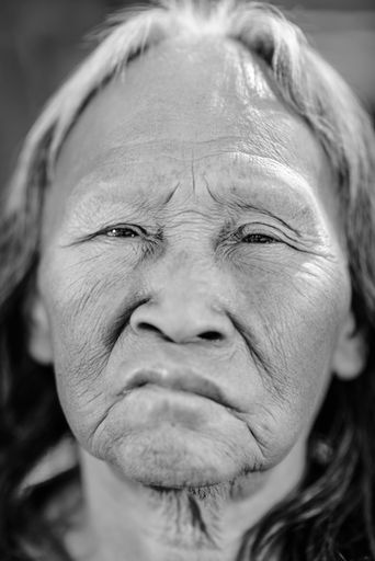 Vorschau Bild von Purucuidate muss ungefähr 65 bis 70 Jahre alt sein und wurde 1974
kontaktiert. Sie hat fünf Kinder und lebt zusammen mit ihrem Mann im
Dorf Arocojnadi, 160 Kilometer ausserhalb der Provinzhauptstadt
Filadelfia.