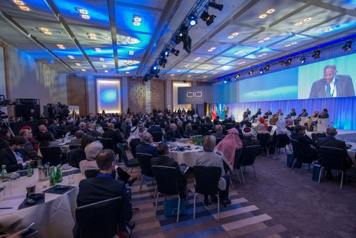 Christliche, muslimische und andere Religionsführer
treffen sich bei der KAICIID Konferenz in Wien, um religiöse und
kulturelle Vielfalt im Irak und Syrien zu schützen.
