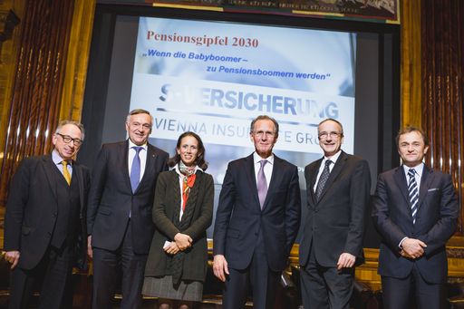  http://www.apa-fotoservice.at/galerie/6219/ Im Bild
v.l.n.r.: Ronald Barazon, Heinz Schuster, Dr. Therese Niss, Prof.
DDr. Bert Rürup, DI Manfred Rapf, Dr. Ulrich Schuh