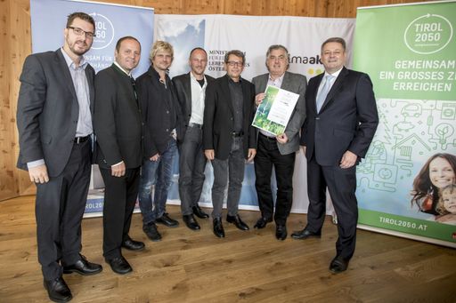  Bild zur Aussendung *****For Friends Hotel in Mösern erhält
Auszeichnung als "klimaaktives Gebäude"