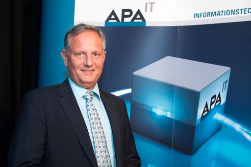 Alexander Falchetto, Geschäftsführer APA-IT, lud
zum herbstlichen Get-together im Theater Salon Hollmann