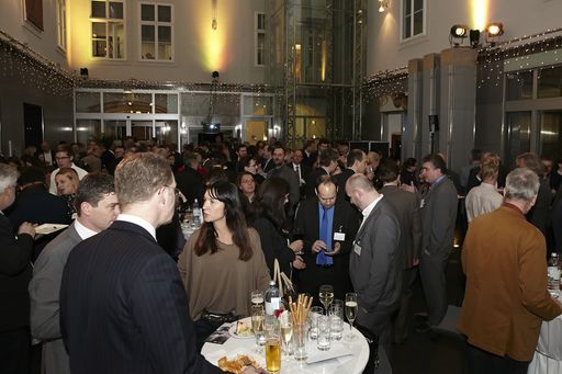 Vorschau Bild von 200 Gäste folgten der Einladung von APA – Austria
Presse Agentur und styria digital one (sd one) ins Haus der Musik.