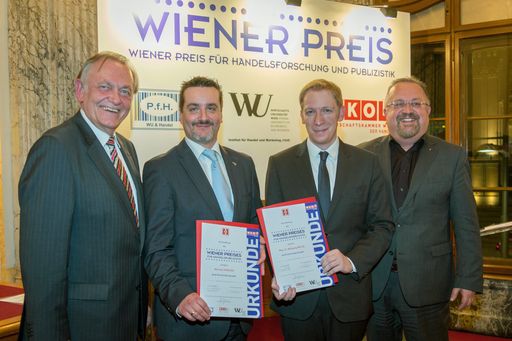  Obmann der Sparte Handel KommR Erwin Pellet,
Handelspublizistik-Preisträger Michael Vorauer,
Handelsforschung-Preisträger Mag. Dr. Wolfgang Weitzl, Vorstand des
Instituts Handel und Marketing an der Wirtschaftsuniversität Wien
Univ. Prof. Dr. Peter Schnedlitz