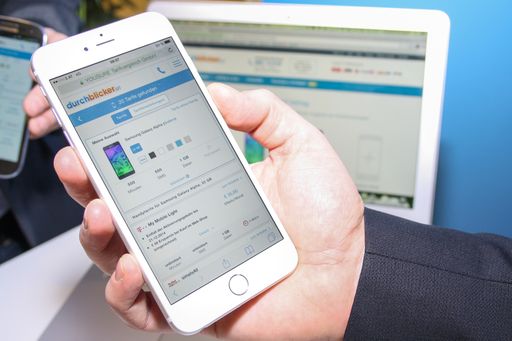 Vorschau Bild von Der neue Vergleichsrechner von durchblicker.at vergleicht über 2
Millionen Handy-Tarif-Kombinationen, die derzeit in Österreich
angeboten werden.