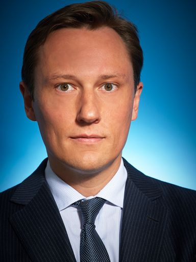  Banking & Finance Partner Dr. Claus Schneider