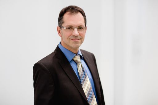 Vorschau Bild von Vorstandsvorsitzender Jürgen Halasz, Bundesverband
Elektromobilität Österreich