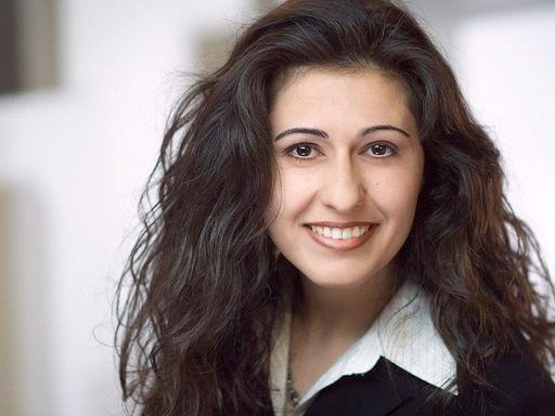 Arzu Tschütscher-Alanyurt, CFO PrismaLife AG.
Weiterer Text über OTS und www.presseportal.de/pm/81381 / Die
Verwendung dieses Bildes ist für redaktionelle Zwecke honorarfrei.
Veröffentlichung bitte unter Quellenangabe: "obs/PrismaLife AG"