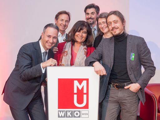  http://www.apa-fotoservice.at/galerie/6296
v.l.n.r.: Hani ElSharkawi (Leitung MODUL Career, MODUL University
Vienna) - Mario Plachutta (Eigentümer Plachutta Restaurants Wien) -
Prof. Dr. Dagmar Lund-Durlacher (Fakultätsleitung für Tourism and
Service Management, MODUL University Vienna) - Markus Hübl, MAS
(Pressesprecher Wiener Tafel) - Dr. Margit Leuthold
(Sozialwissenschaftlerin und evangelische Pfarrerin, AG
Tourismusseelensorge der Evangelischen Kirche) - Martin Wildenberg,
PhD (Vorstandsmitglied des Nachhaltigkeitsteams Global 2000)