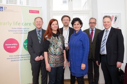 http://www.apa-fotoservice.at/galerie/6443
Paracelsus Medizinische Privatuniversität und St. Virgil Salzburg:
Europaweit einzigartiger Universitätslehrgang "Early Life Care" und
Etablierung flächendeckend übergreifender und multiprofessioneller
Initiativen zu "Frühen Hilfen" in Österreich.