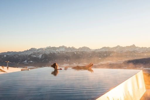 Vorschau Bild von Winterwellness der ganz besonderen Art
www.pacheiner.at