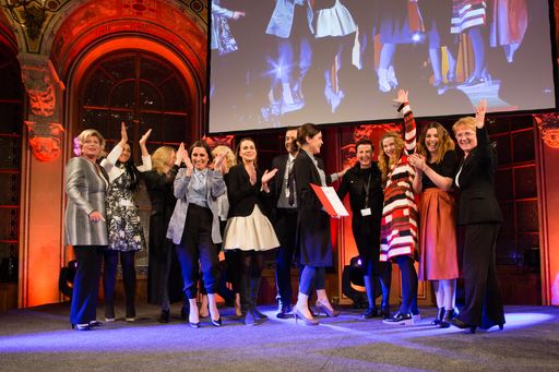 Vorschau Bild von H&M erhält von Great Place to Work den Sonderpreis
als "BESTER ARBEITGEBER für die Gleichstellung von Frauen und
Männern".