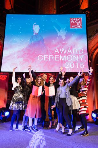 Vorschau Bild von H&M Österreich von GREAT PLACE TO WORK® als "Beste
Arbeitgeber 2015" ausgezeichnet