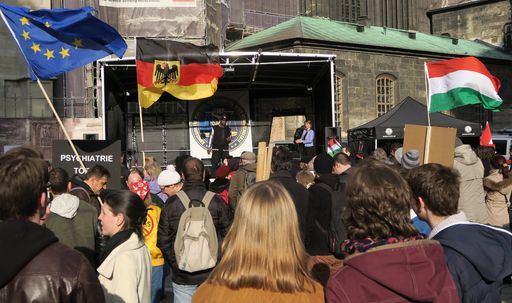 Vorschau Bild von Demonstration 2015 Bürgerkommission für Menschenrechte für ein
Verbot der Psychiatrie ohne Menschlichkeit