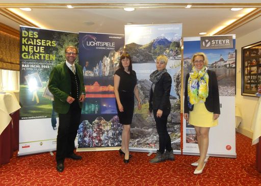 Vorschau Bild von Im Bild v.l.n.r.Tourismusprofis Robert Herzog/
Bad Ischl, Bettina Berndorfer/ Schärding, Eva Haselsteiner/ Lienz,
Eva Pötzl/ Steyr