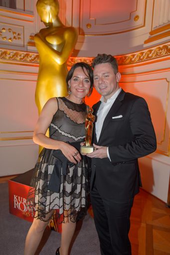 Vorschau Bild von Eva Pölzl, Moderatorin von ÖsterreichBlick und
Marcin Kotlowski, Geschäftsführer R9