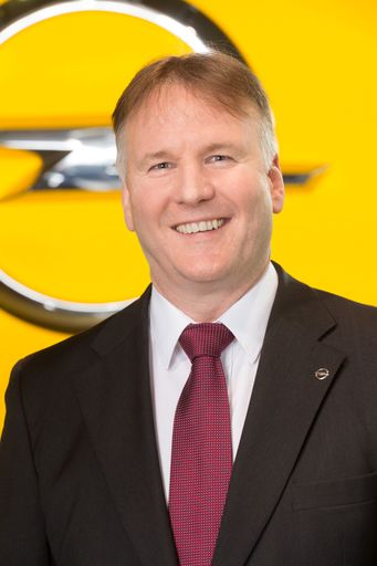  Dipl.Ing. Rudi Spieß, Generaldirektor Opel Wien
GmbH