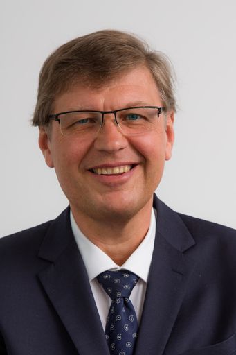 DI Dr. Christian Gierlinger, Geschäftsführer der PremiQaMed
Privatkliniken GmbH
