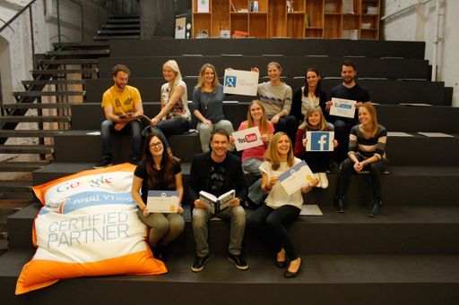 Das Marketing-Team von elements.at rund um CMO
Thomas Sommeregger