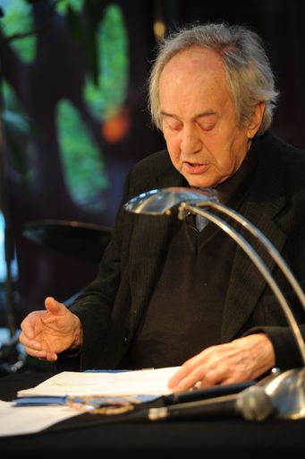 Vorschau Bild von Otto Schenk liest im Glacis Beisl.