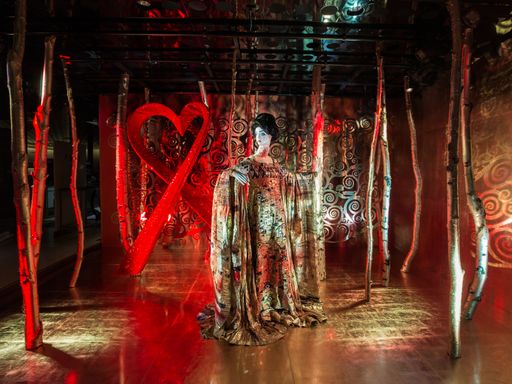 Vorschau Bild von Swarovski Wien by Simon Costin Kooperation mit Life Ball