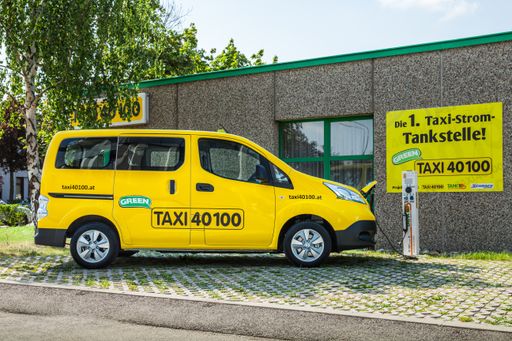Vorschau Bild von Projekt Wien E-Taxi - eines der weltweit größten Projekte für
umweltfreundlichen Taxiverkehr. Taxi 40100, die größte
Taxi-Vermittlungszentrale Österreichs ist begeisterter Partner in
diesem Projekt.